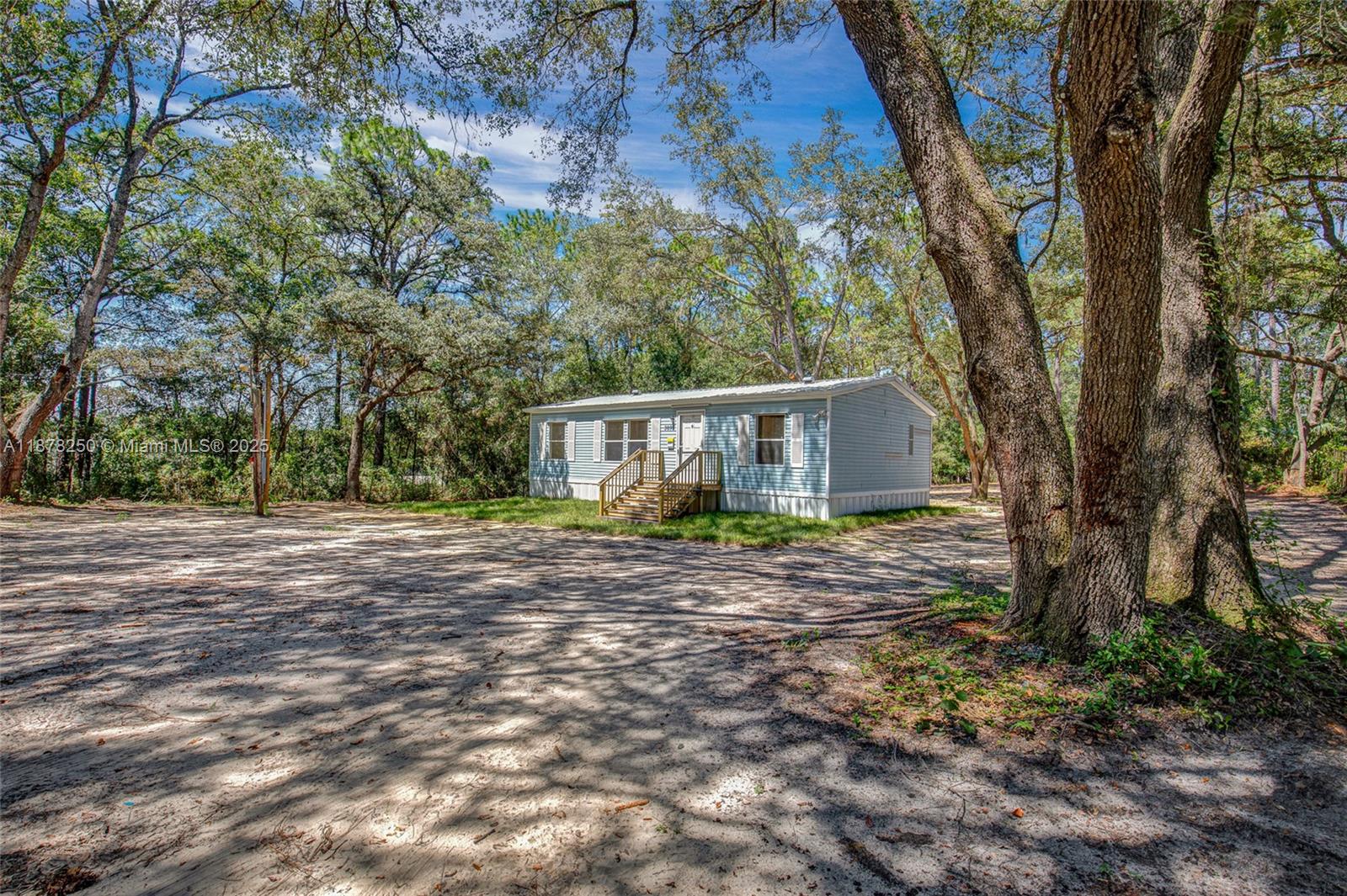3095 E Possum Property Photo 4