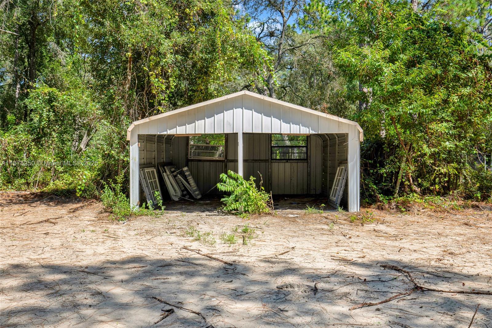 3095 E Possum Property Photo 31