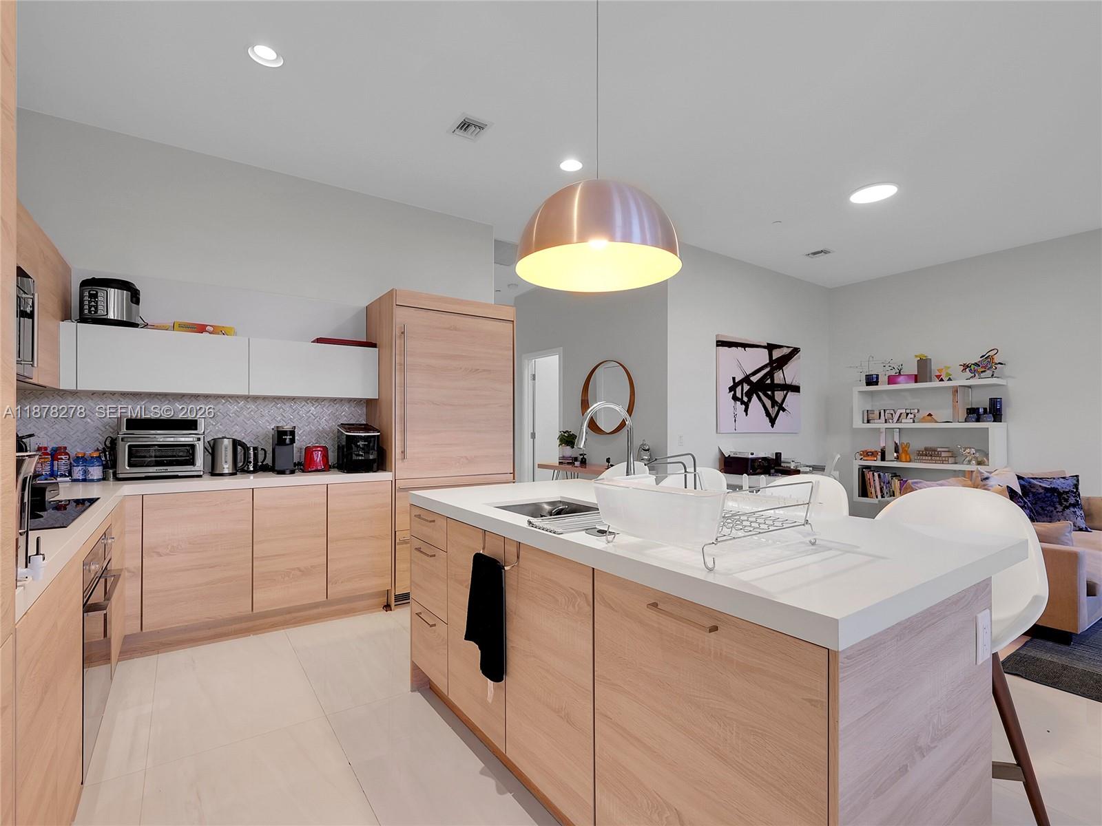 16385 Biscayne Blvd 105 Property Photo 5