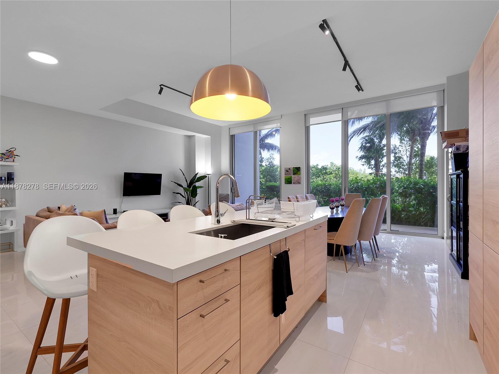 16385 Biscayne Blvd 105 Property Photo 6