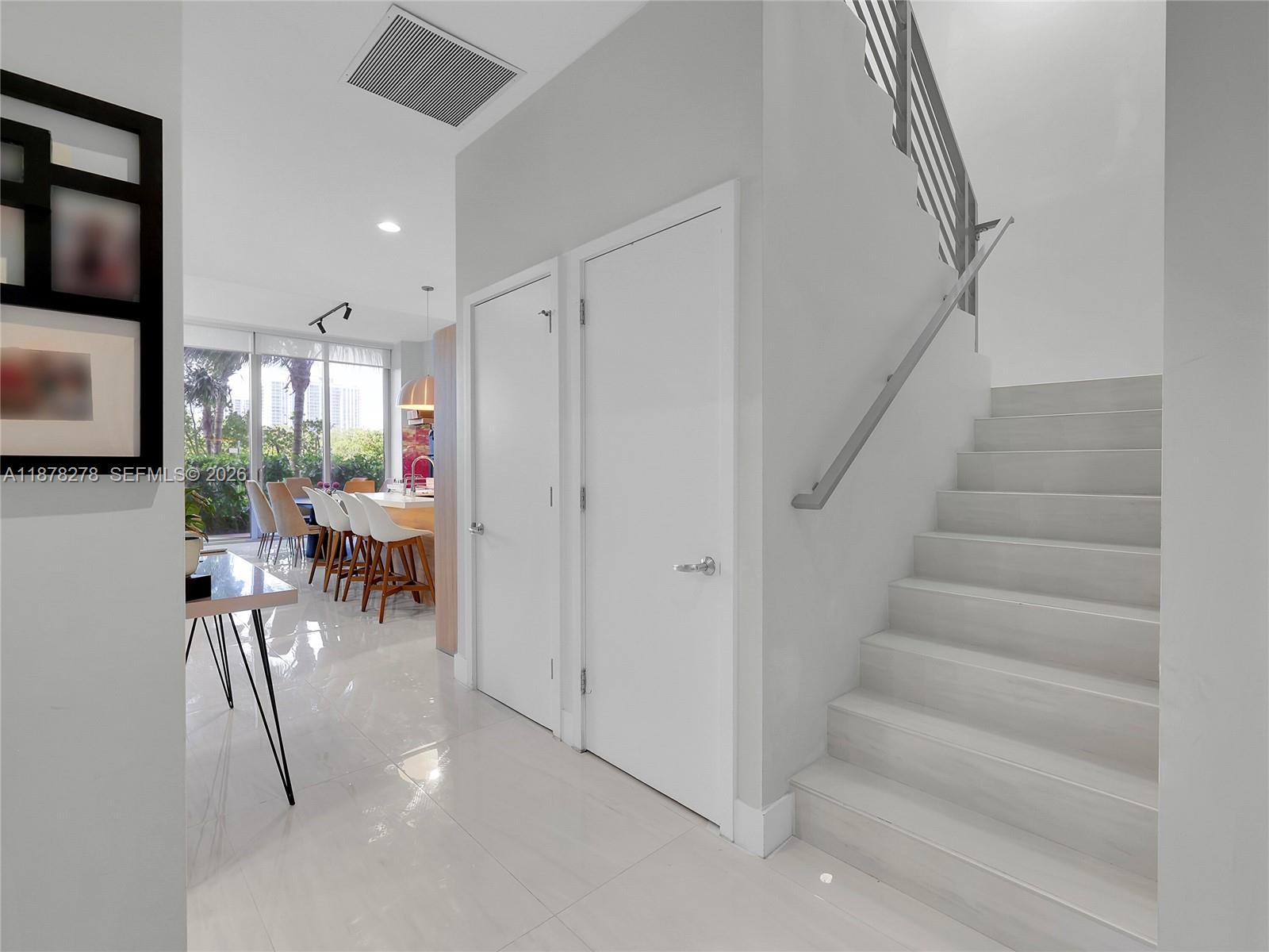16385 Biscayne Blvd 105 Property Photo 12