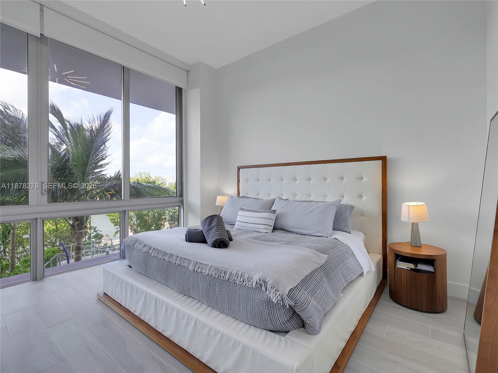 16385 Biscayne Blvd 105 Property Photo 20
