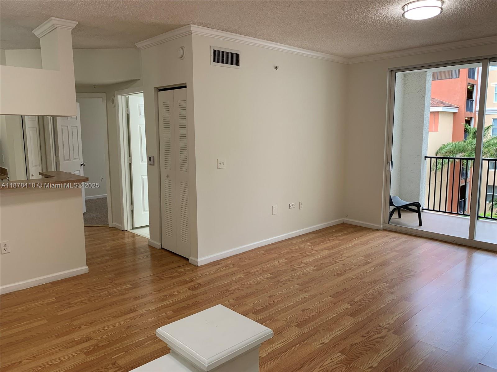 17150 N Bay Rd 2717 Property Photo 1