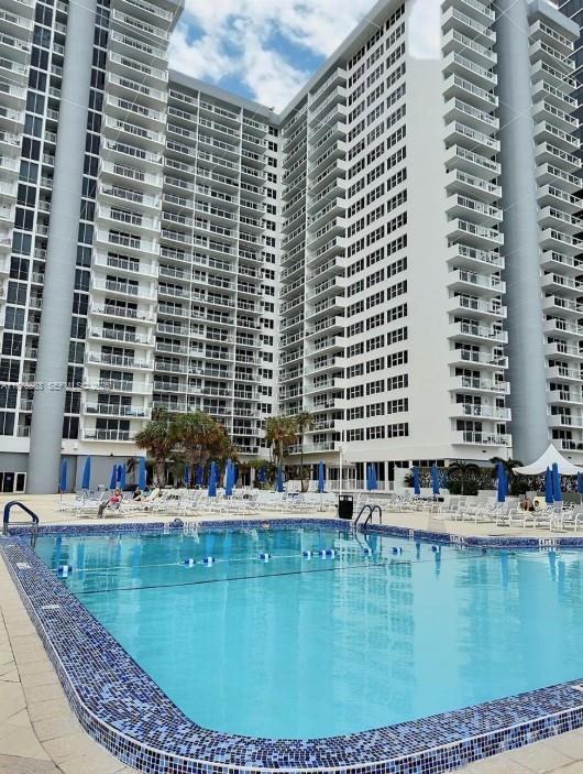 2030 S Ocean Dr 725 Property Photo 3