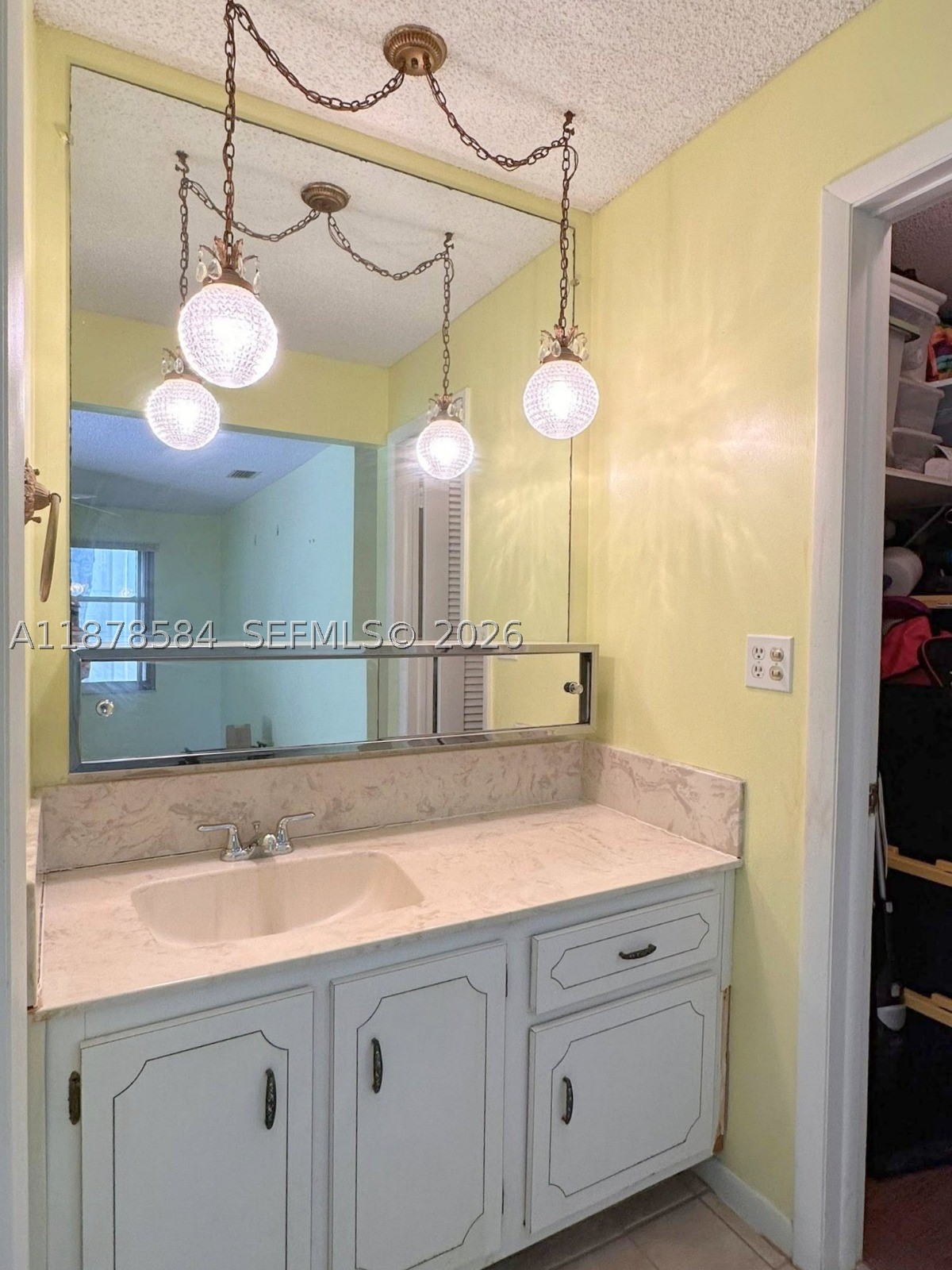 285 N High Point Blvd A Property Photo 20