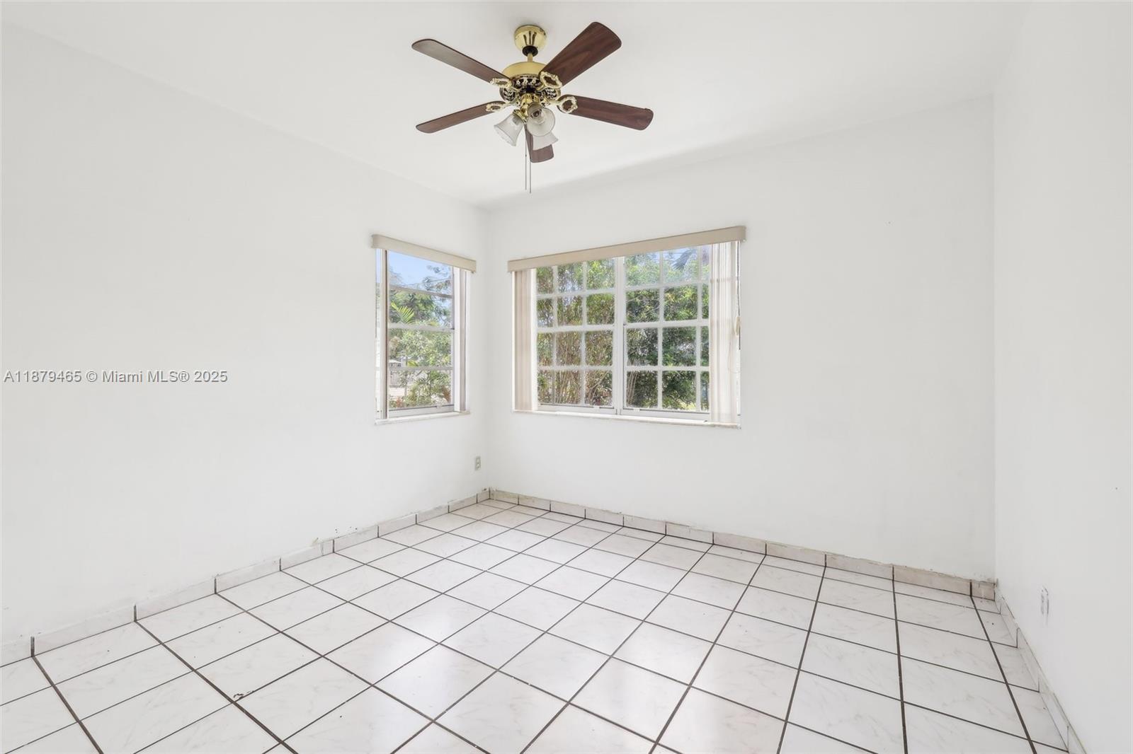 1121 Sw 36th Ave Property Photo 11