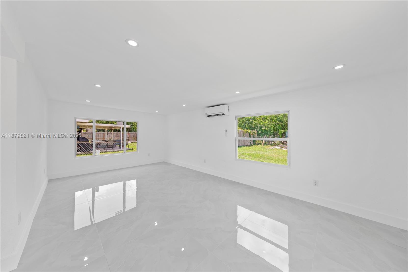 651 Nw 9th St Property Photo 13