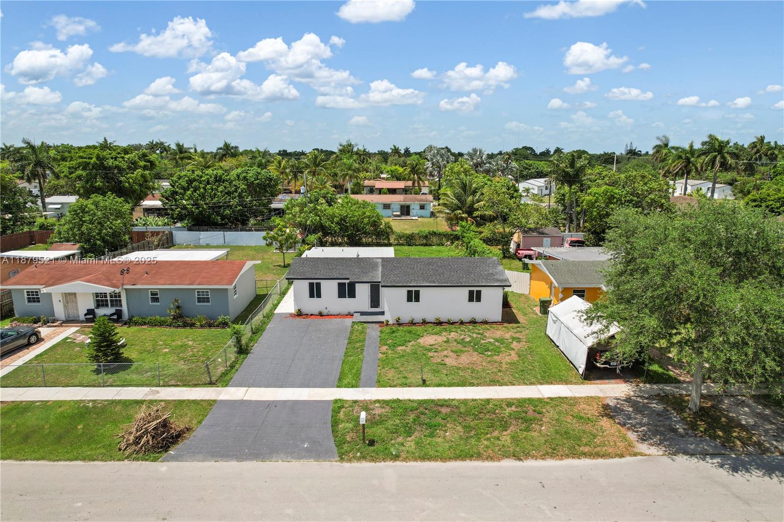 651 Nw 9th St Property Photo 26