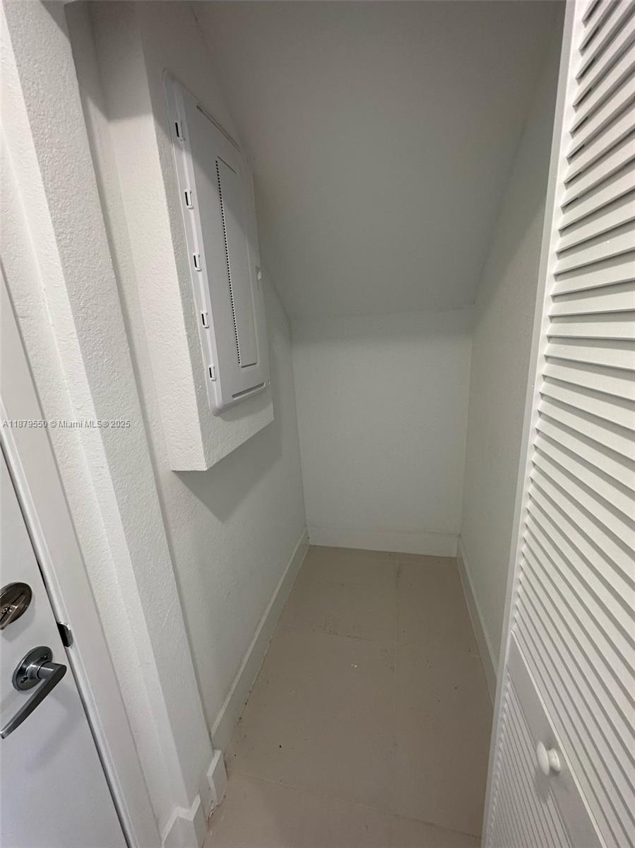 1184 Nw 3rd St 1184 Property Photo 12