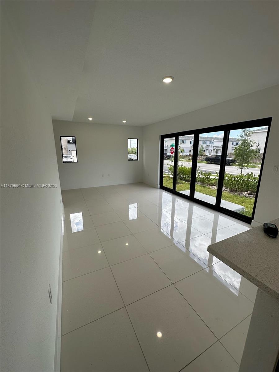 1184 Nw 3rd St 1184 Property Photo 13