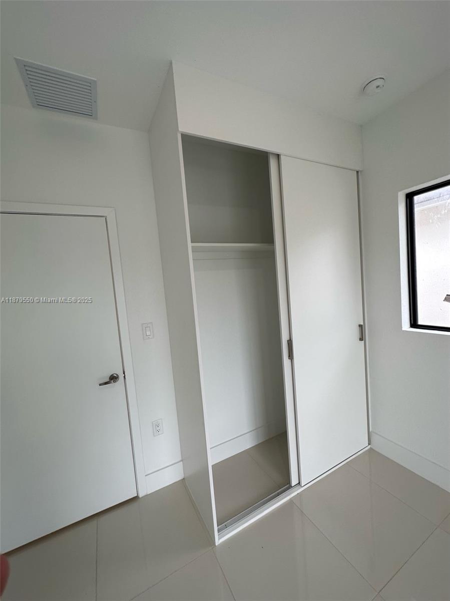 1184 Nw 3rd St 1184 Property Photo 18