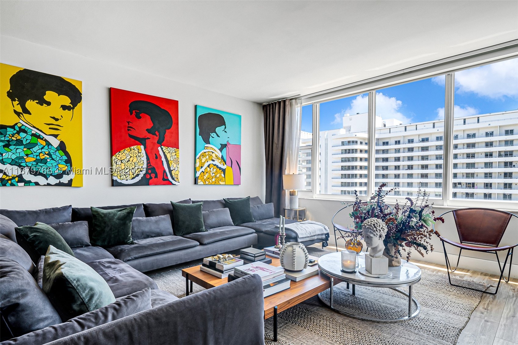 5600 Collins Ave 12e Property Photo 17