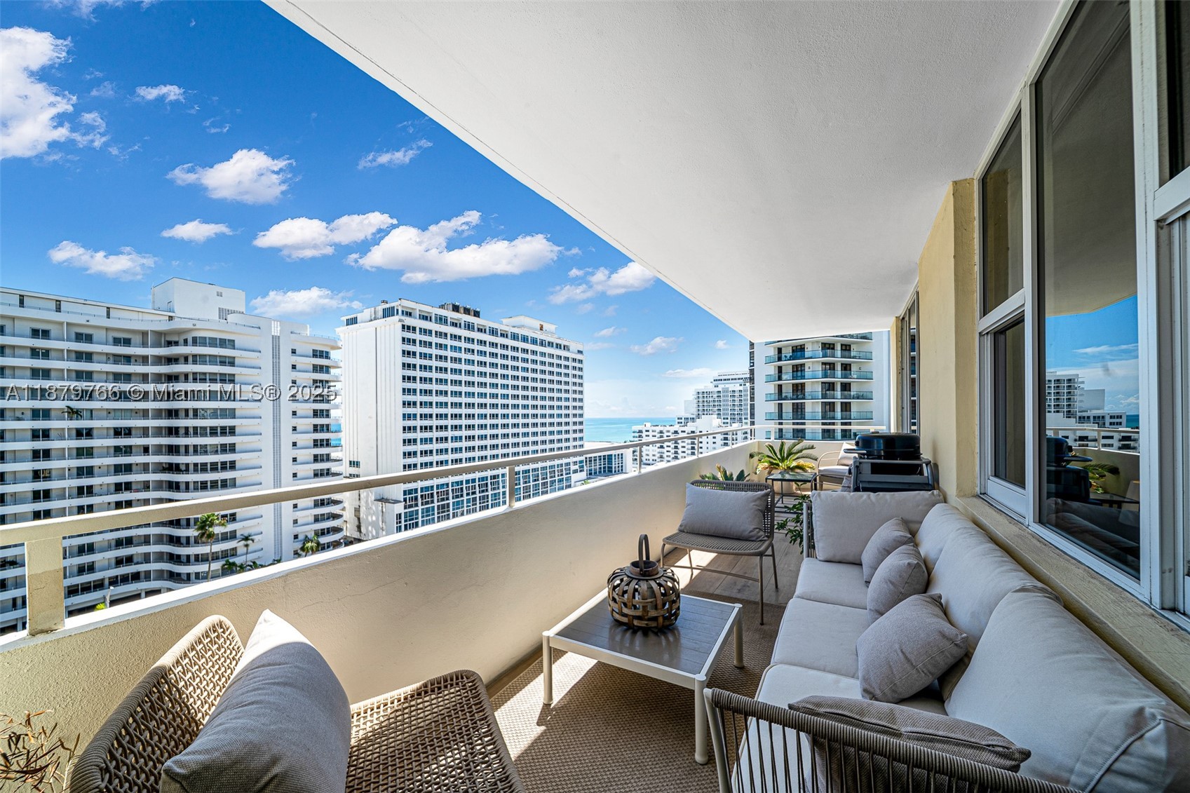 5600 Collins Ave 12e Property Photo 23