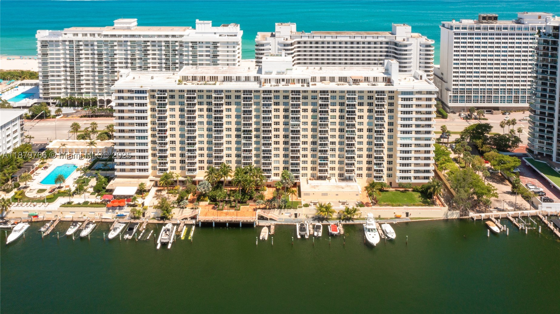 5600 Collins Ave 12e Property Photo 47