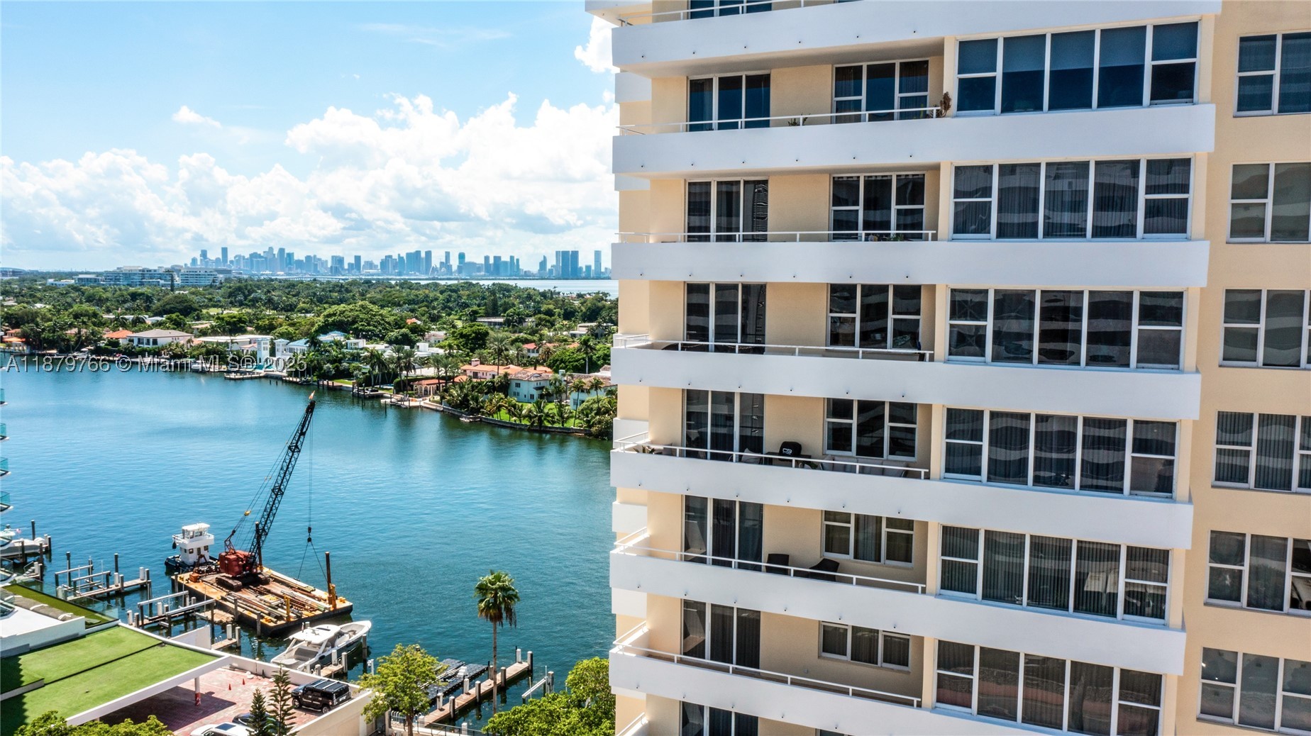5600 Collins Ave 12e Property Photo 49