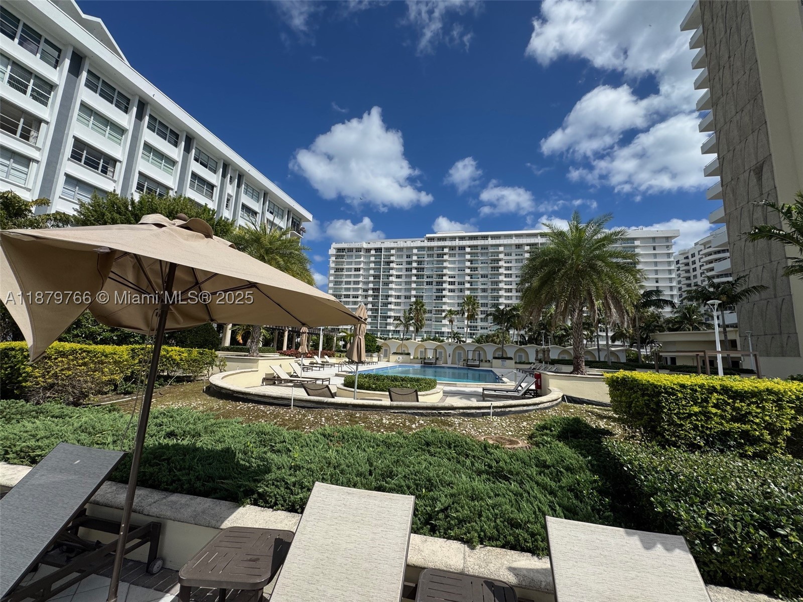 5600 Collins Ave 12e Property Photo 70
