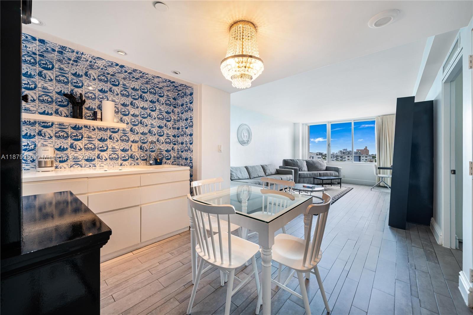 A11879950 Property Photo 2