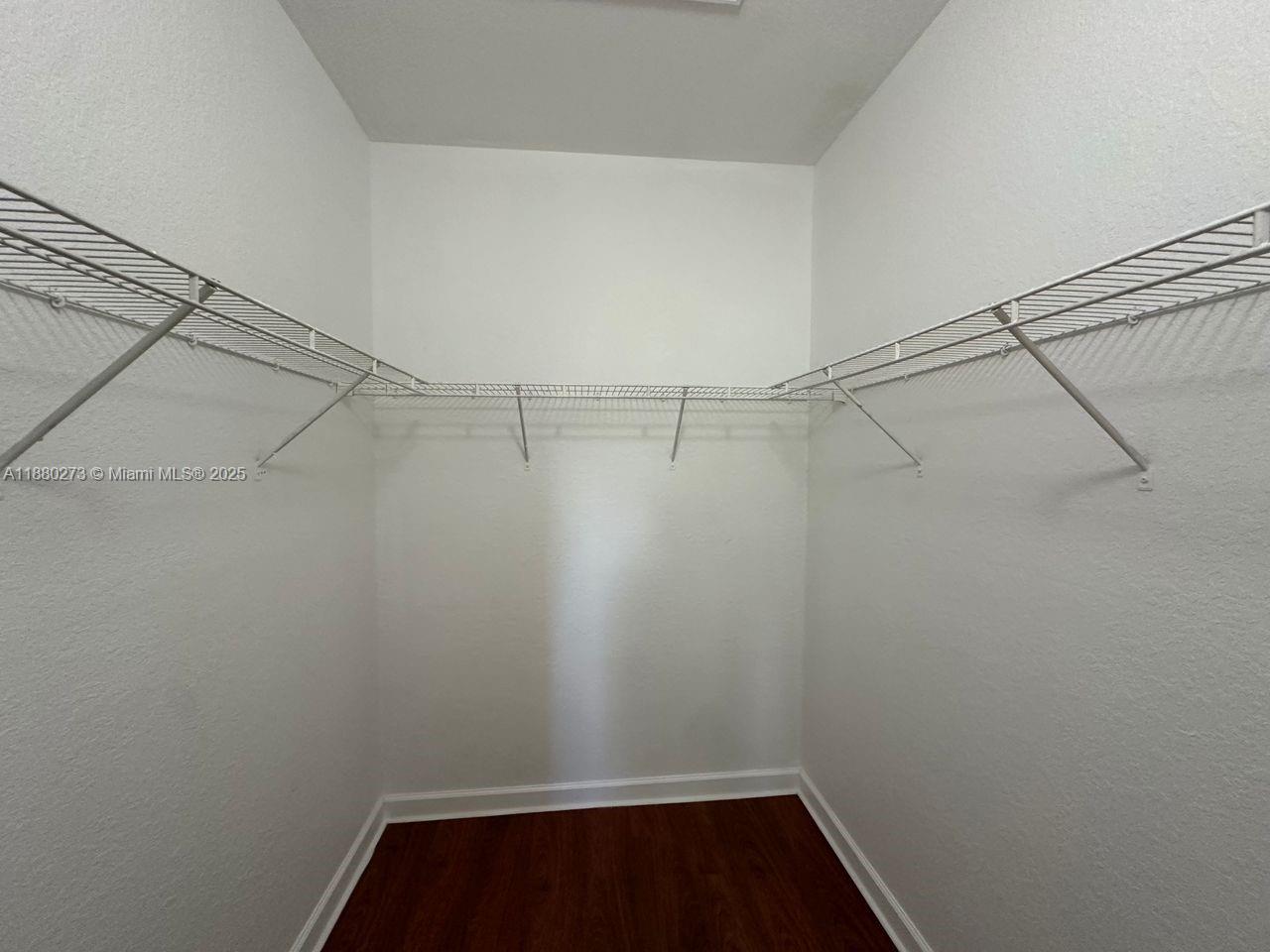 2641 Ne 4th St 204 Property Photo 16