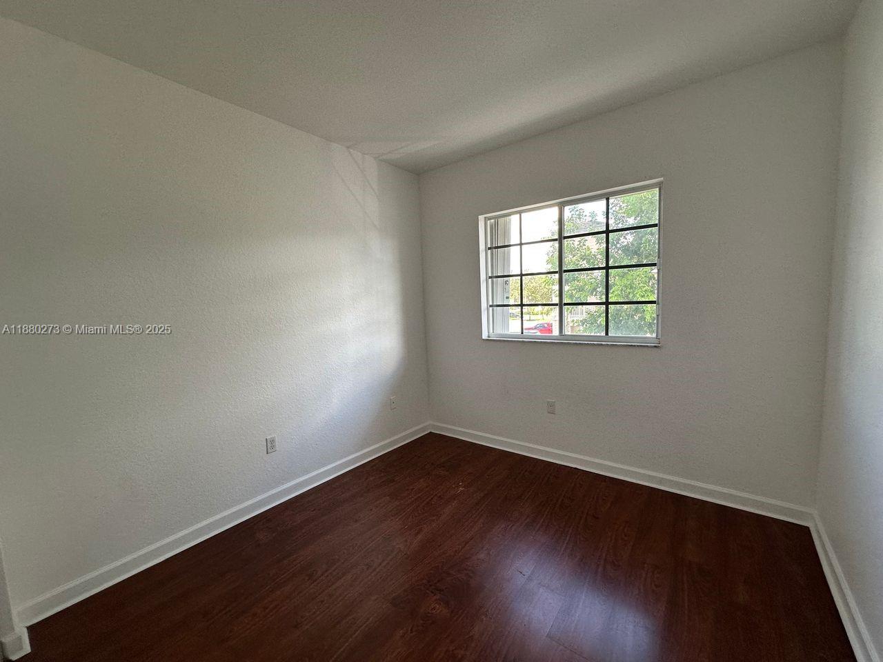 2641 Ne 4th St 204 Property Photo 17