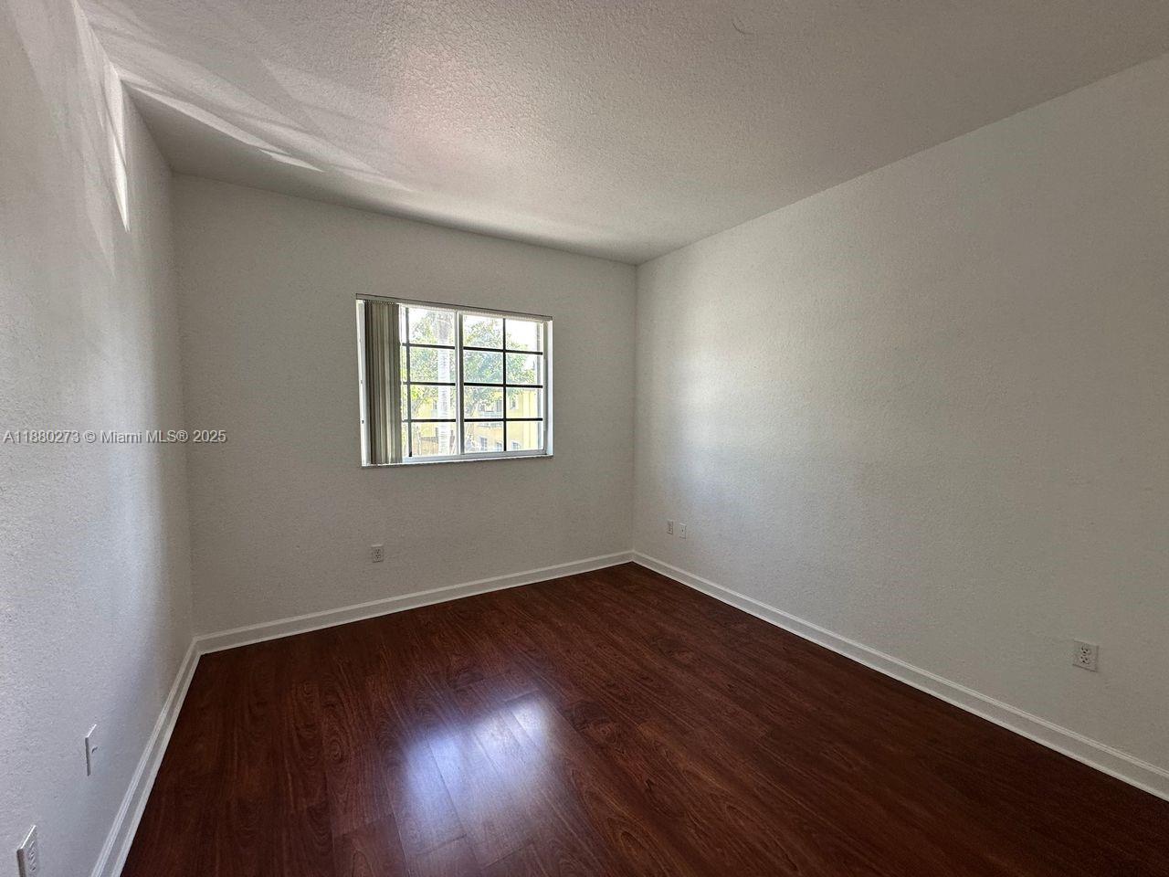 2641 Ne 4th St 204 Property Photo 18