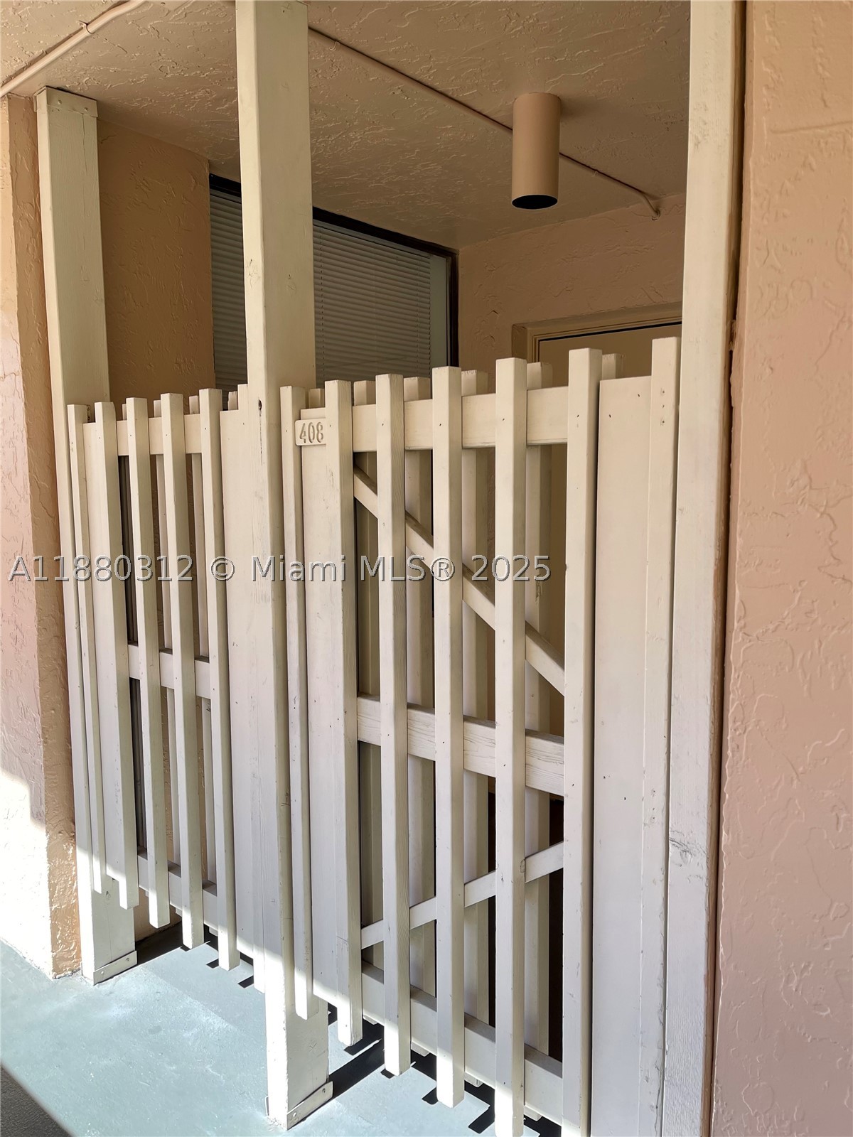 6800 Cypress Rd 408 Property Photo 3