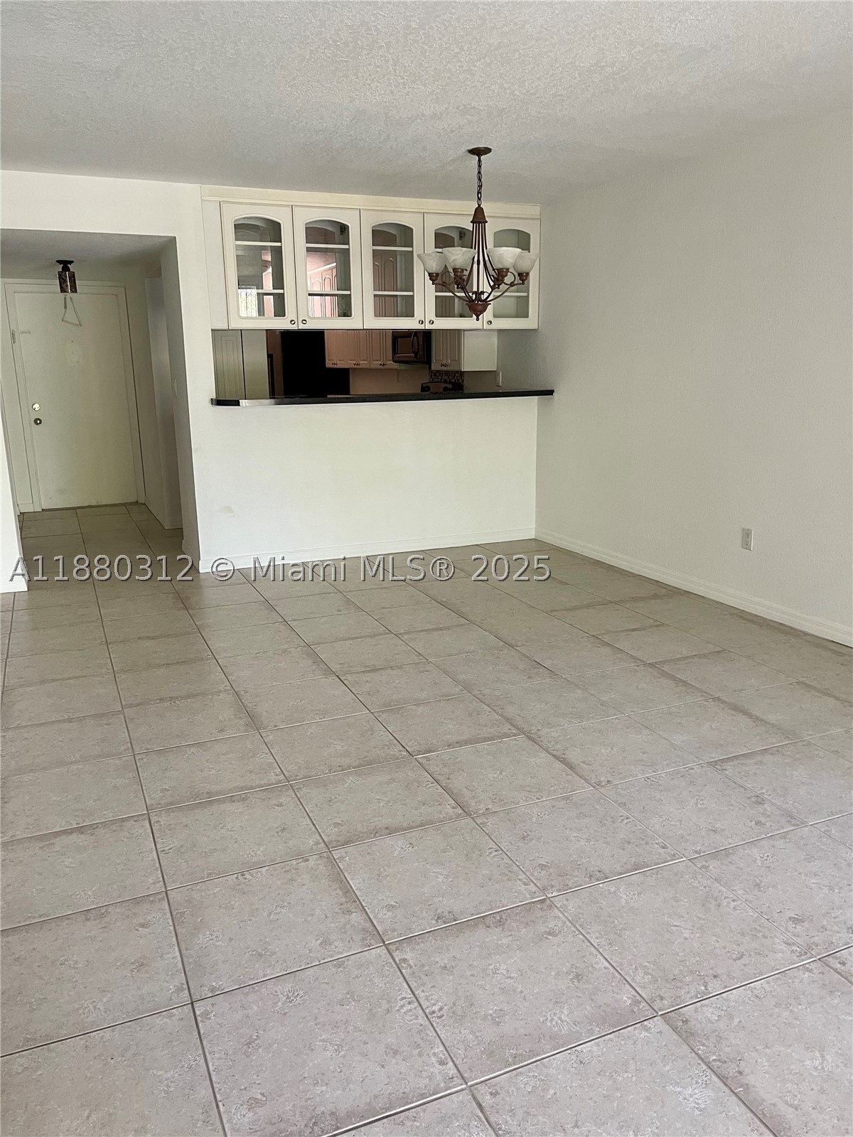 6800 Cypress Rd 408 Property Photo 6