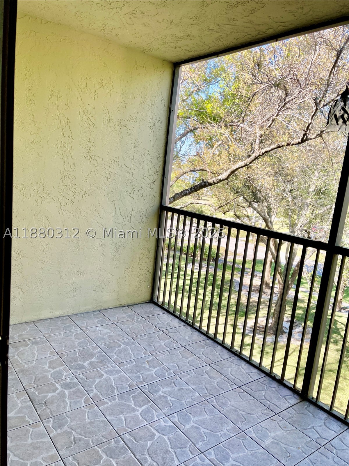 6800 Cypress Rd 408 Property Photo 19