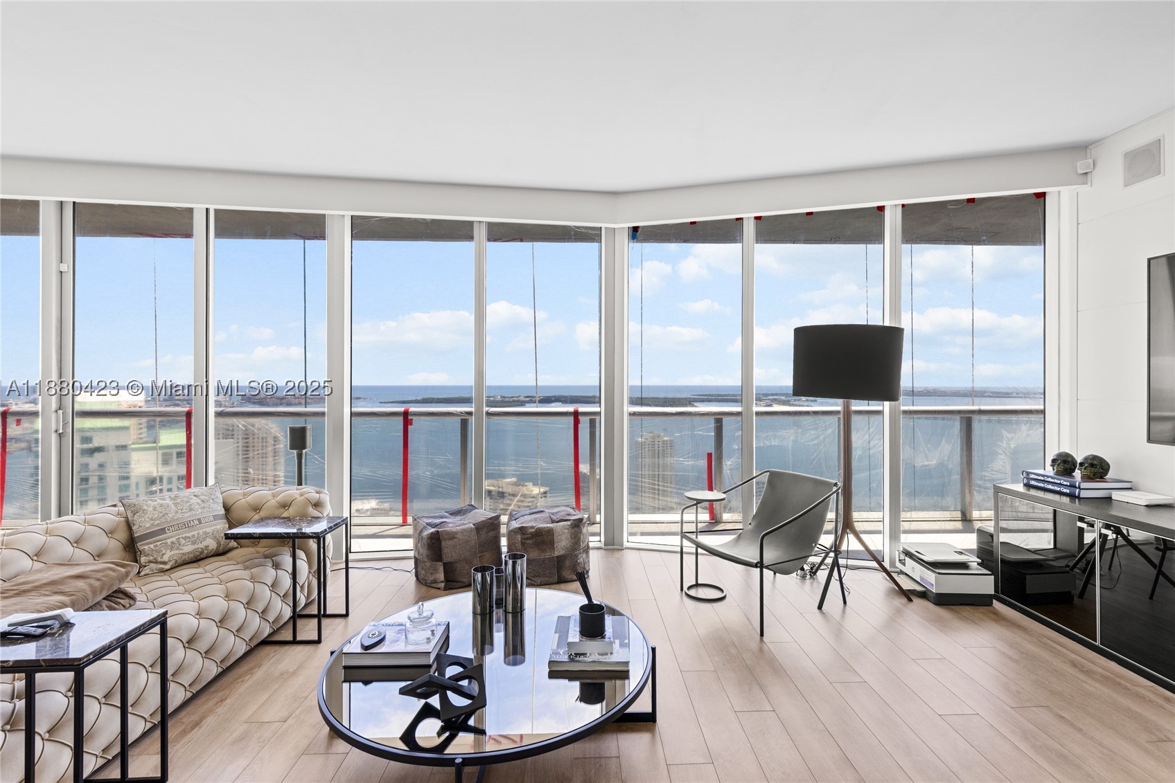 465 Brickell Ave 4901 Property Photo 1
