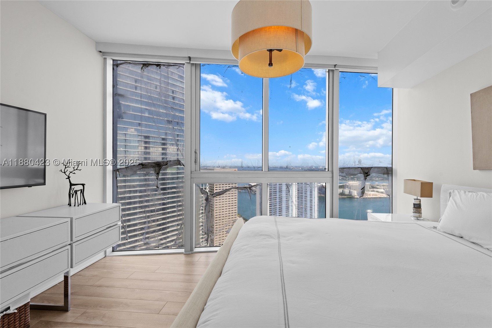 465 Brickell Ave 4901 Property Photo 3