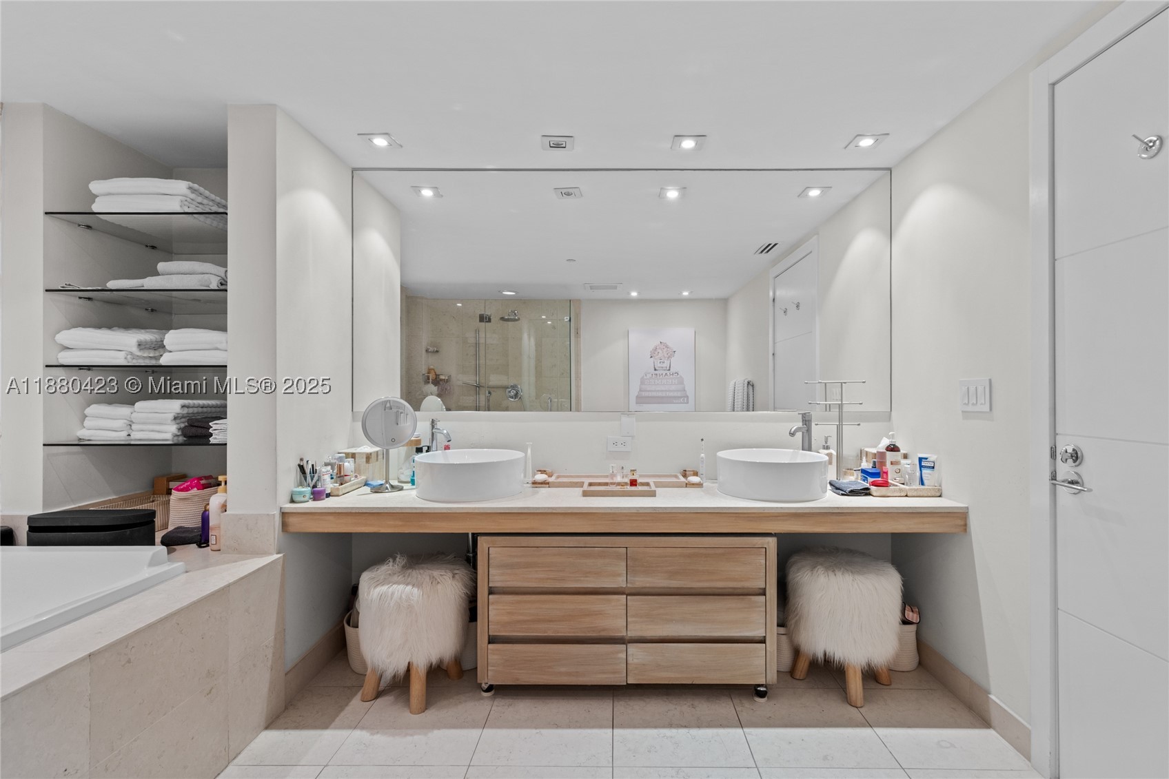 465 Brickell Ave 4901 Property Photo 13
