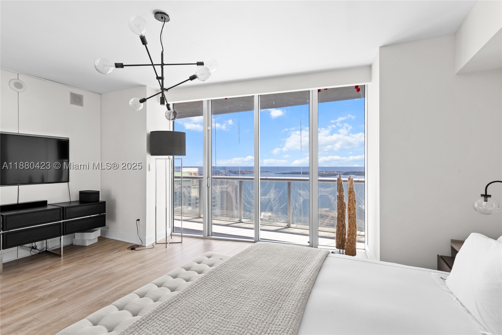 465 Brickell Ave 4901 Property Photo 15