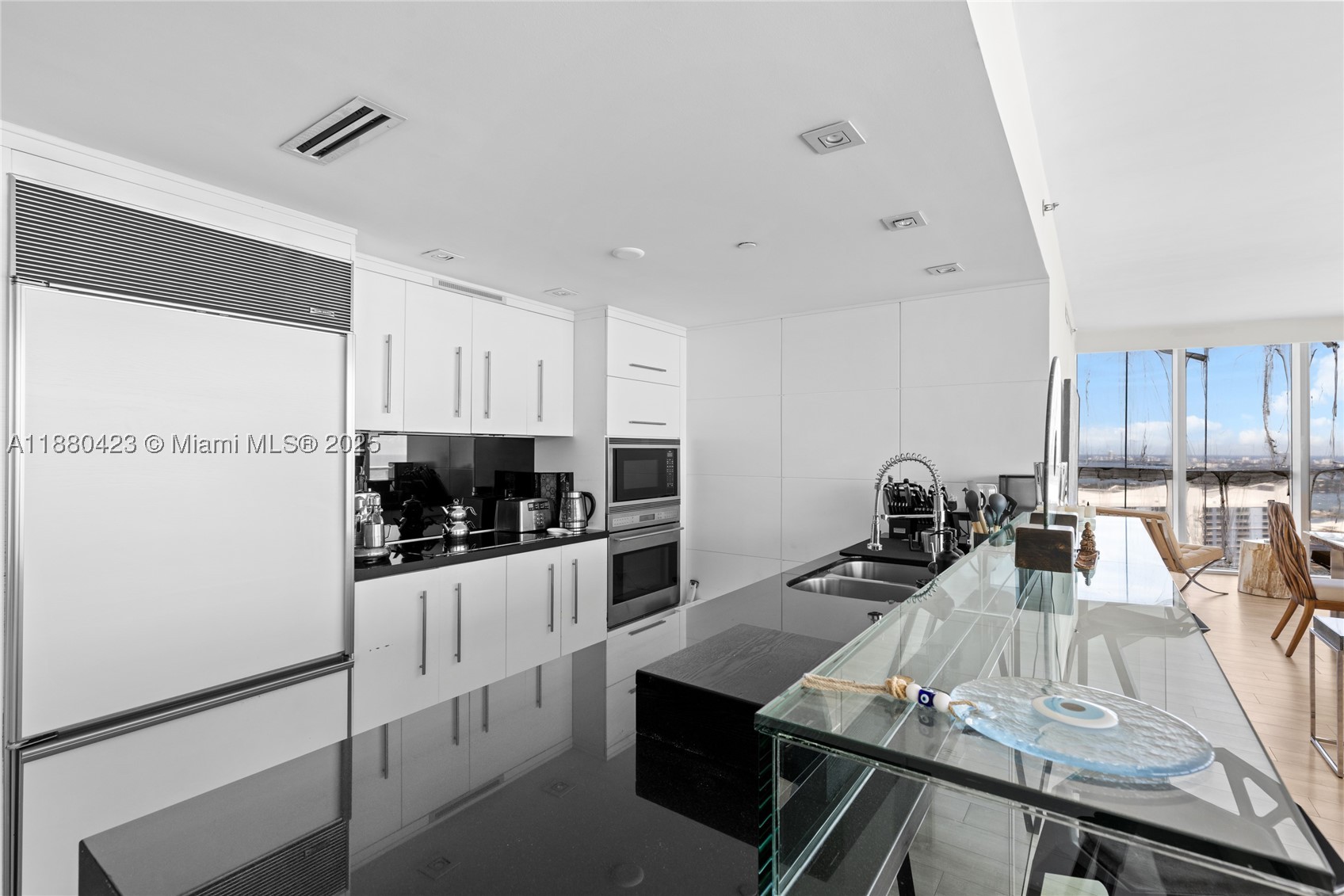 465 Brickell Ave 4901 Property Photo 37