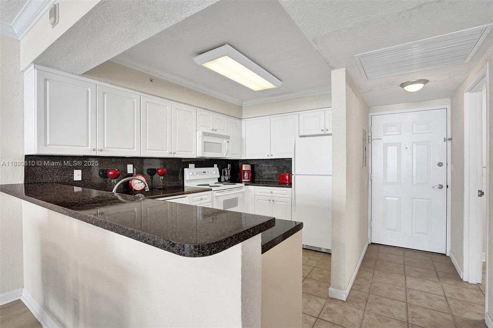2501 S Ocean Dr 903 (available Now) Property Photo 13
