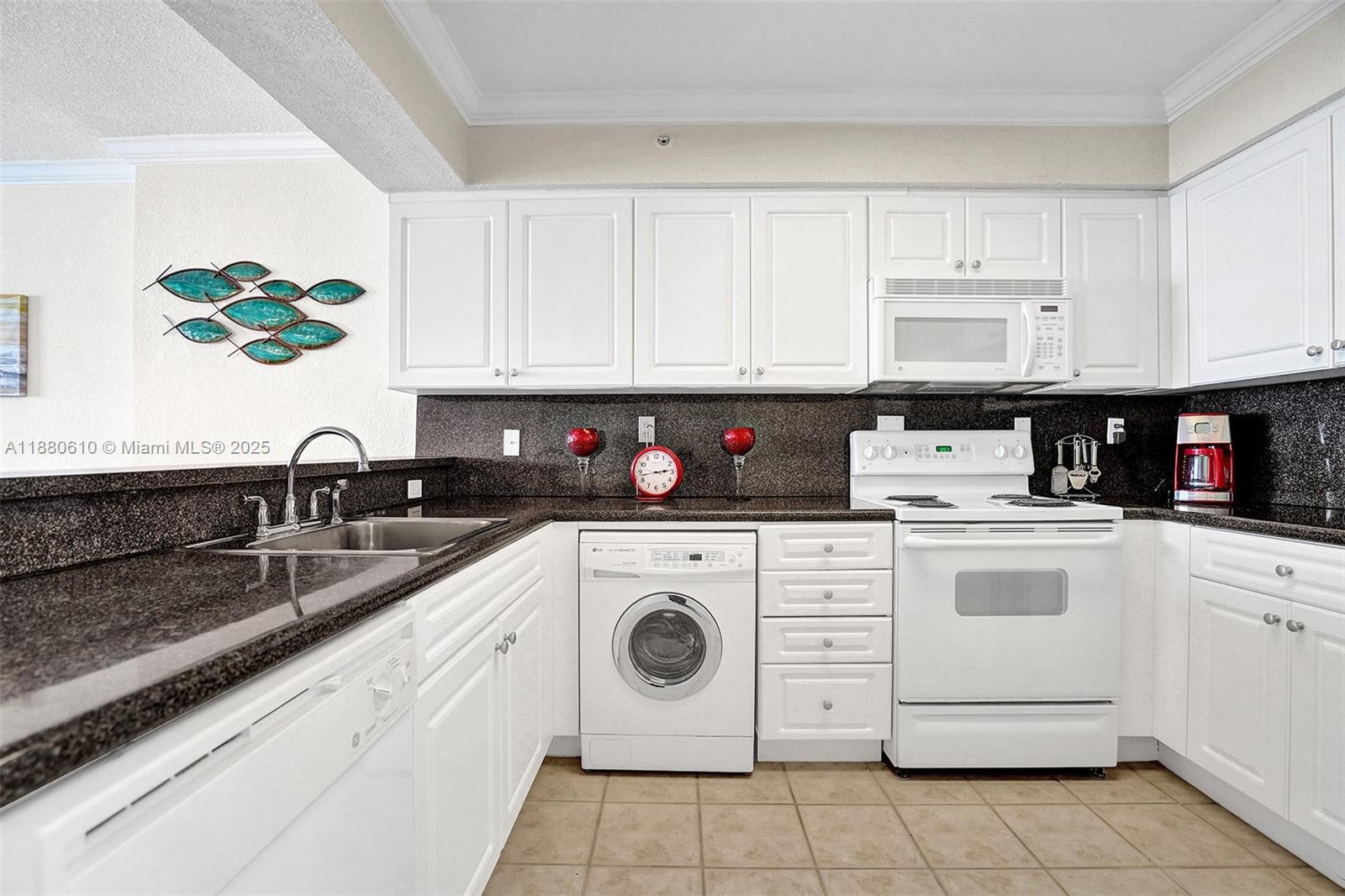2501 S Ocean Dr 903 (available Now) Property Photo 16