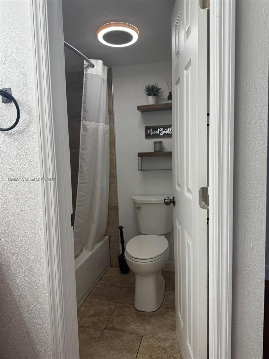 A11880690 Property Photo 19