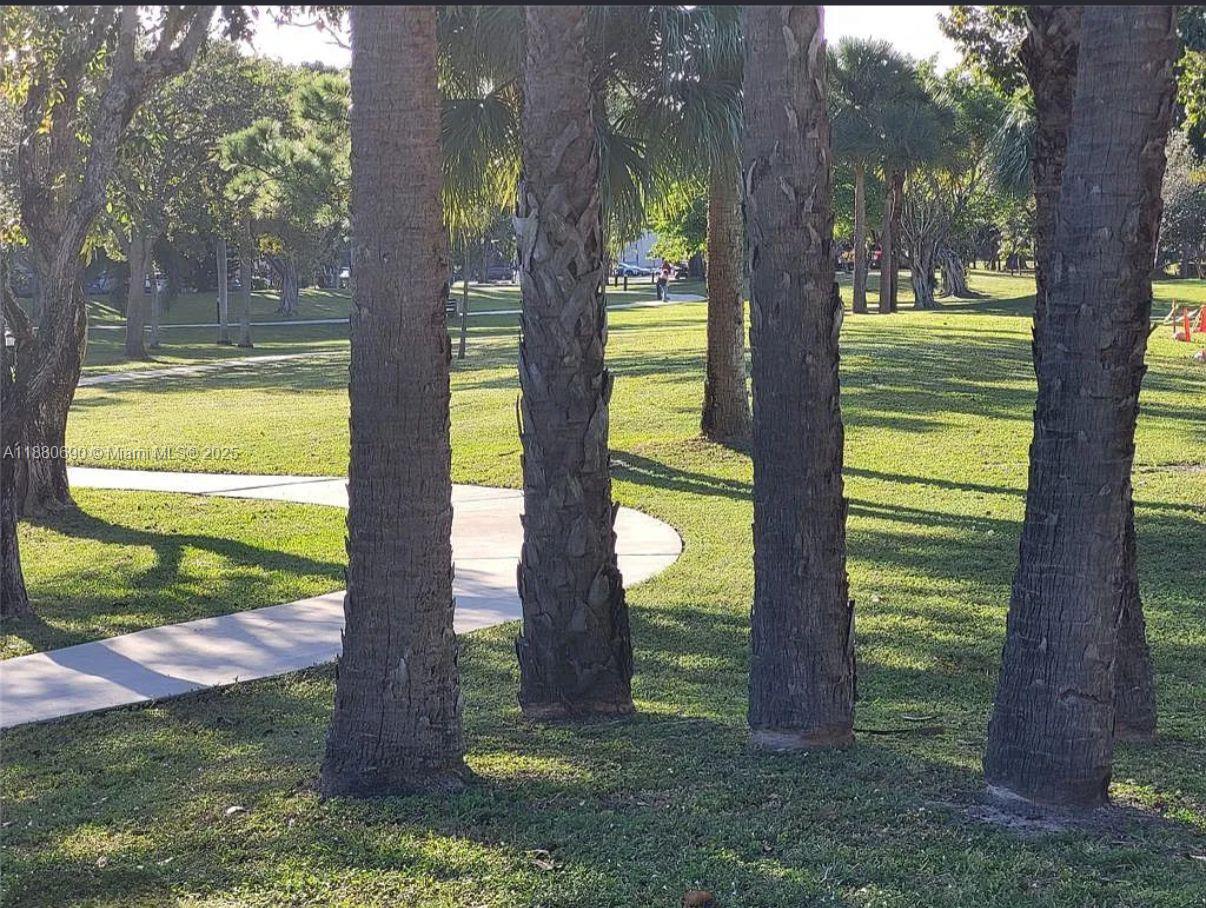 A11880690 Property Photo 26