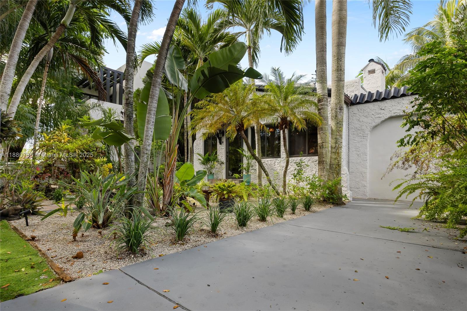 452 Sw 21st Rd Property Photo 5