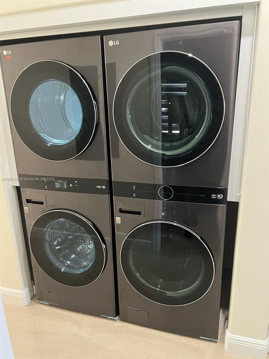 911 Red Bird Rd Property Photo 21