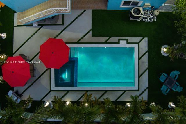 911 Red Bird Rd Property Photo 24