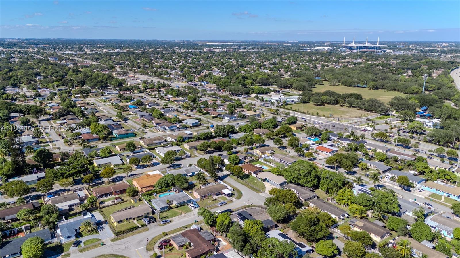 A11881107 Property Photo 8