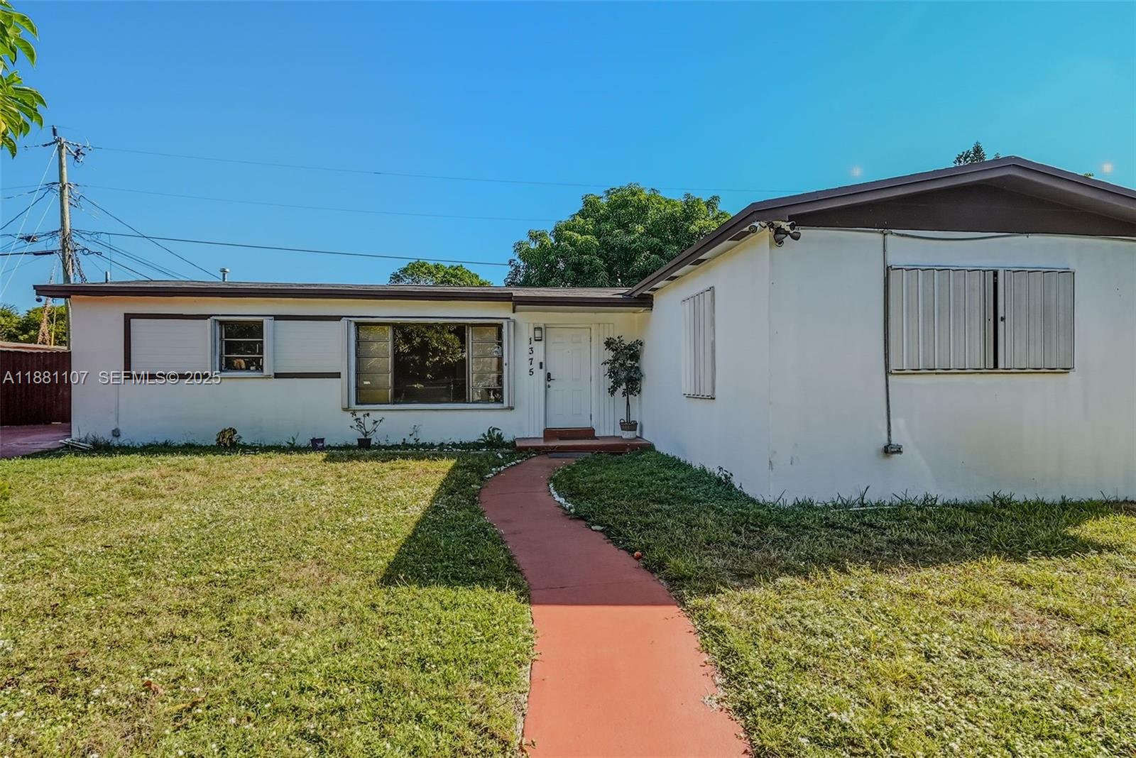 A11881107 Property Photo 17