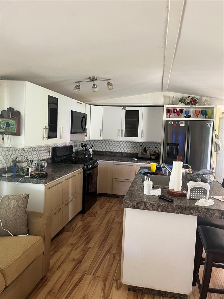 105 Farrer Rd Property Photo 19