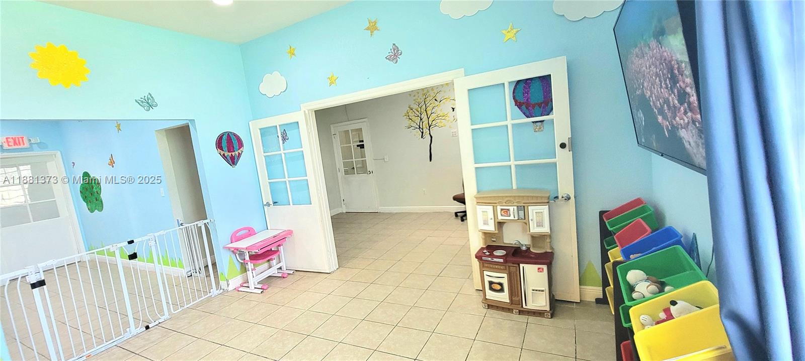 646 W Palm Dr Property Photo 21