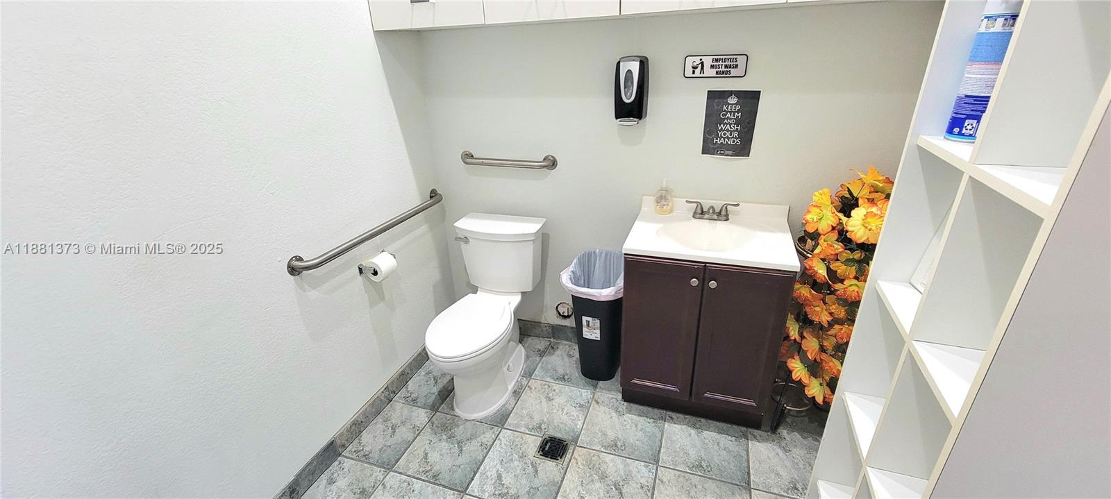 646 W Palm Dr Property Photo 36