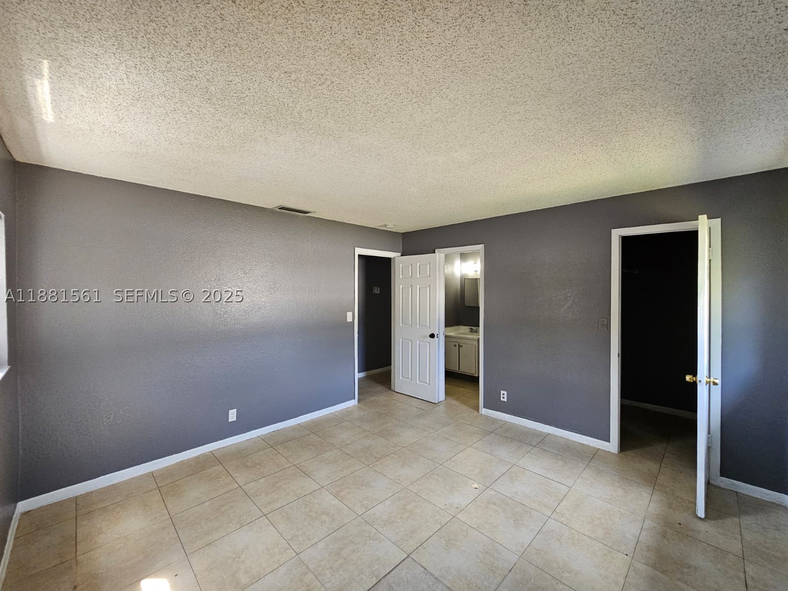325 Sw 80th Ter Property Photo 14
