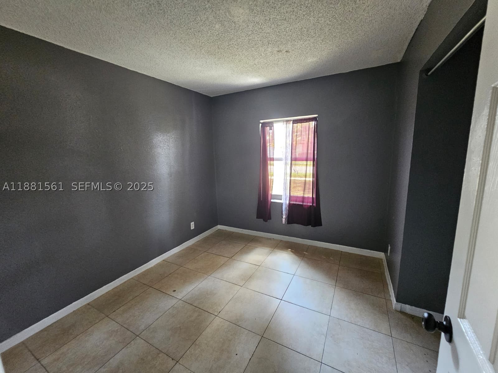 325 Sw 80th Ter Property Photo 18