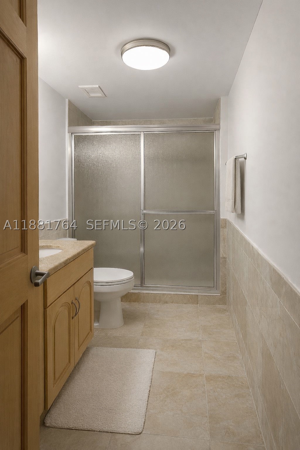 1621 Collins Ave 701 Property Photo 6