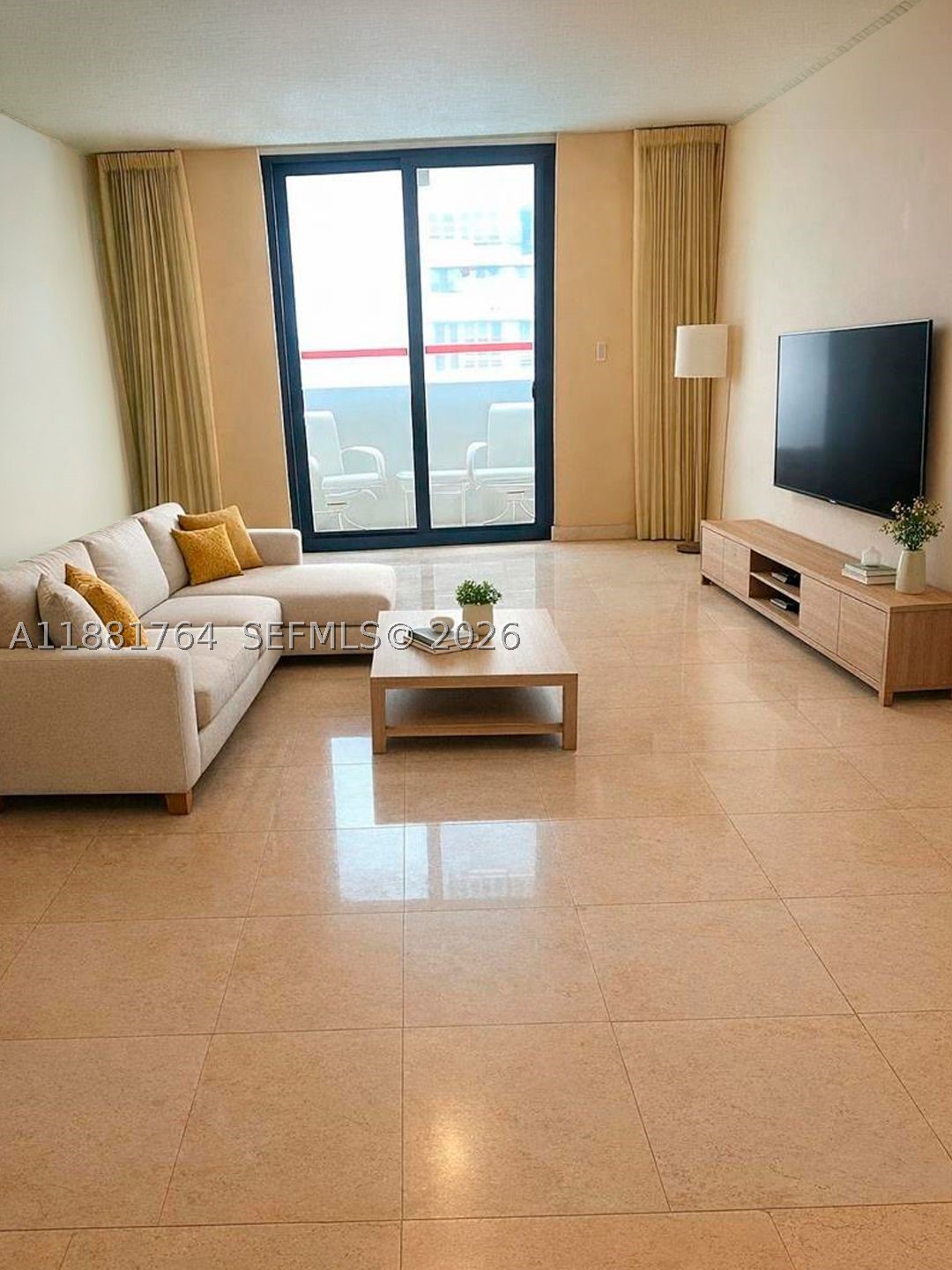 1621 Collins Ave 701 Property Photo 11