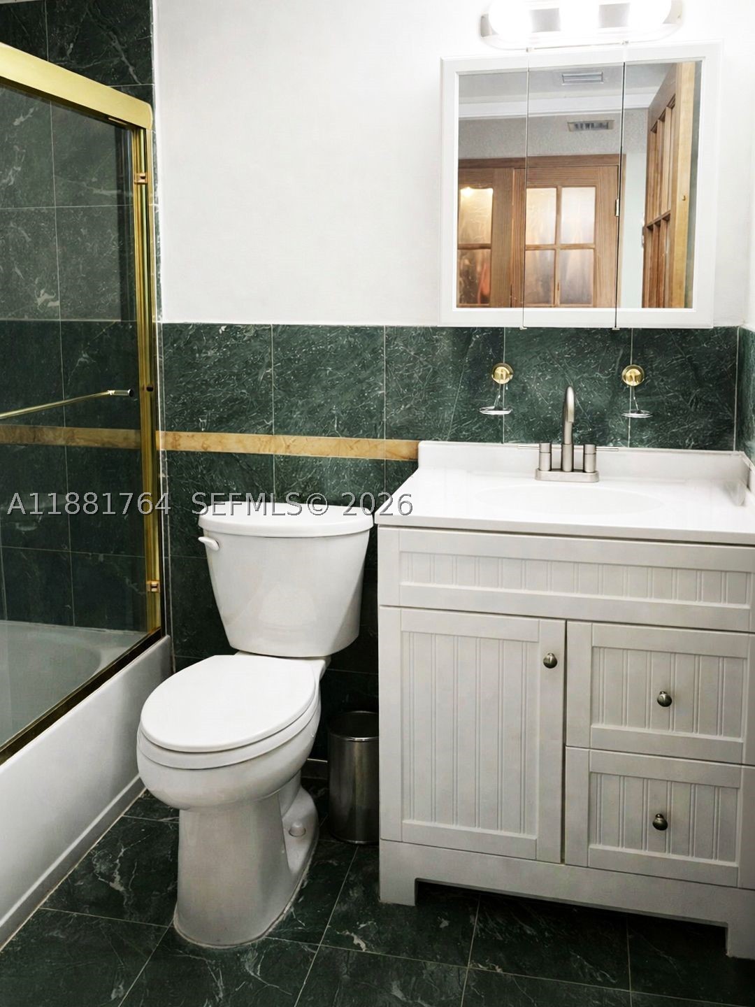 1621 Collins Ave 701 Property Photo 13