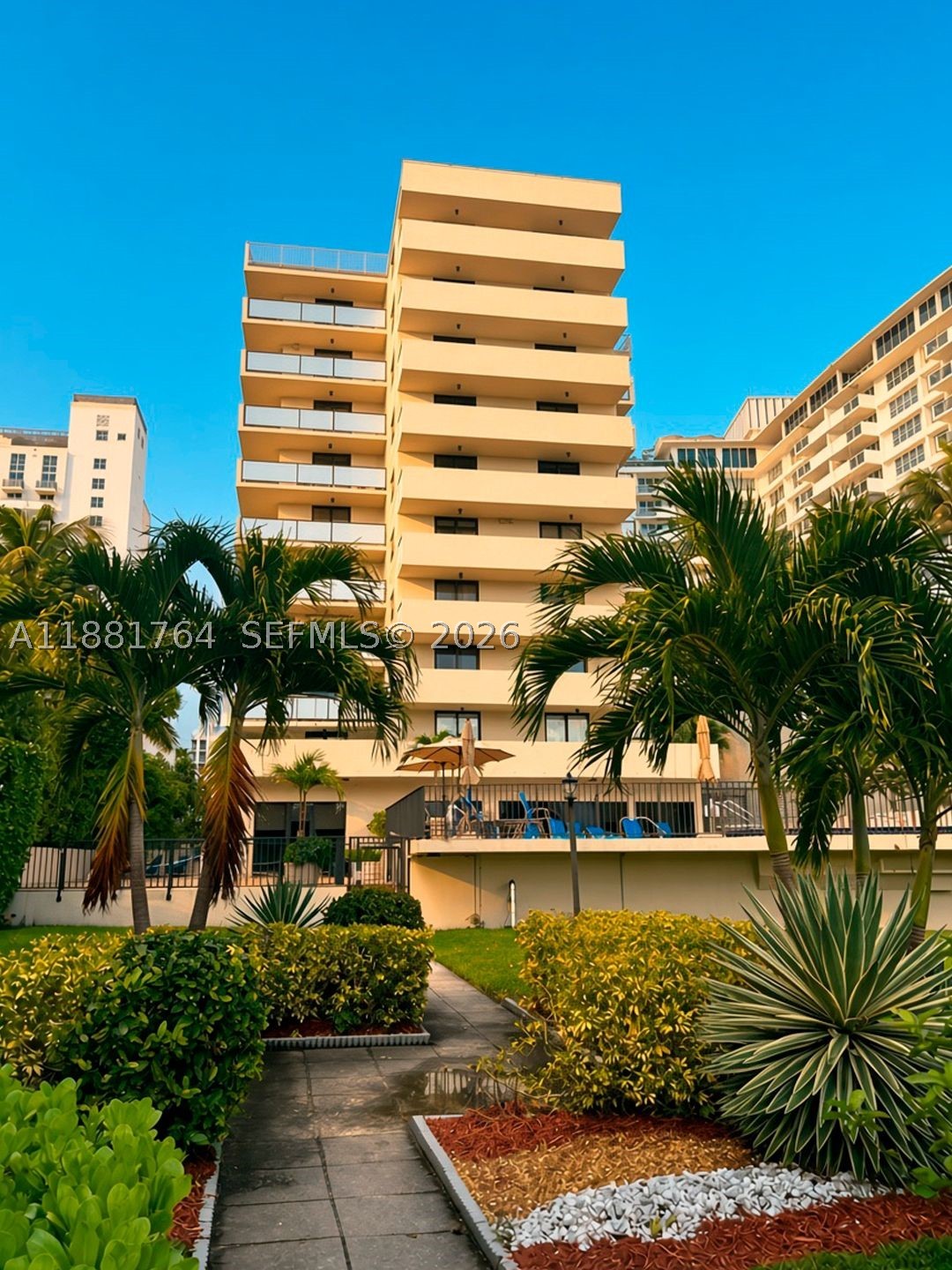 1621 Collins Ave 701 Property Photo 15